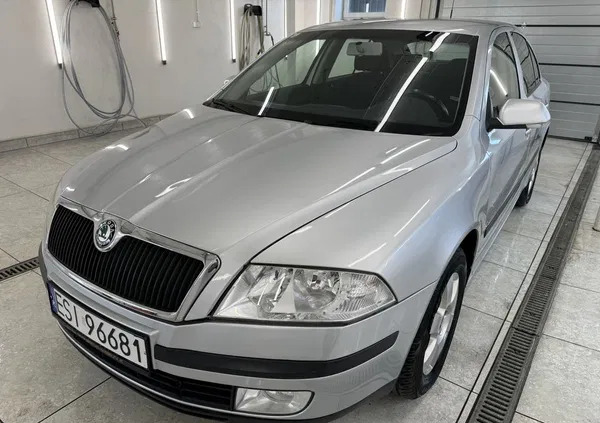 skoda Skoda Octavia cena 15900 przebieg: 221400, rok produkcji 2008 z Sieradz